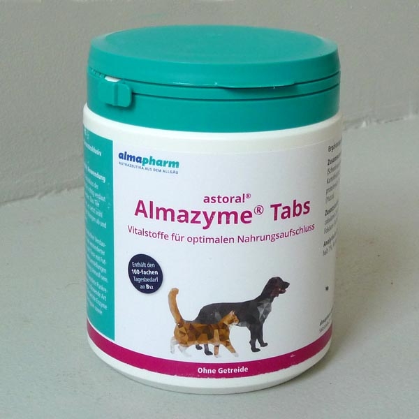 Astoral Almazyme Tabs Hund Katze unterstützt die Verdauung bei Hund und Katze.